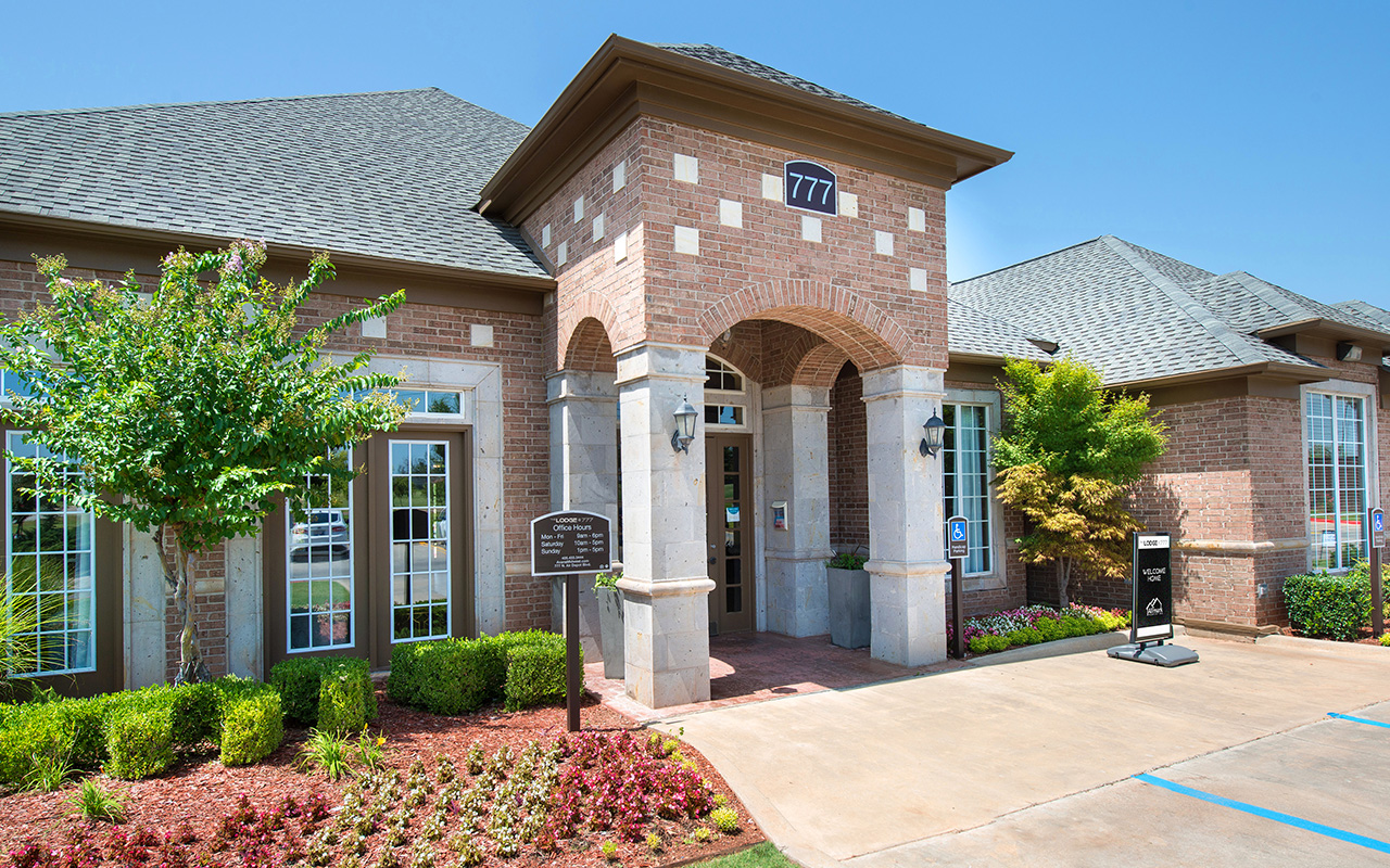 Allmark Properties The Lodge at 777 Midwest City, OK